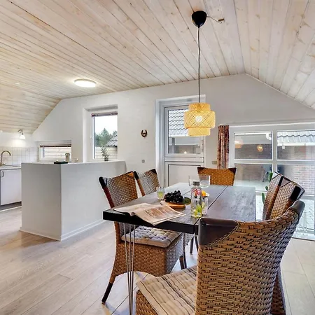 Lumi - 800m From The Sea By Interhome 度假居 *
