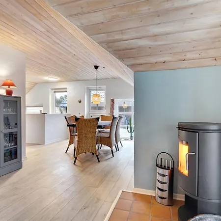 Hébergement de vacances Lumi - 800m From The Sea By Interhome