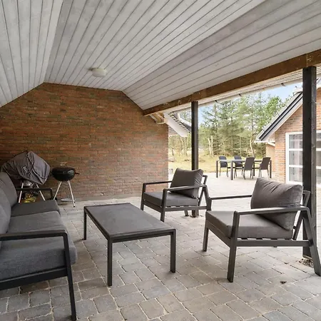 Lumi - 800m From The Sea By Interhome Blåvand