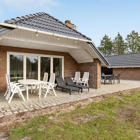 Lumi - 800m From The Sea By Interhome Blåvand