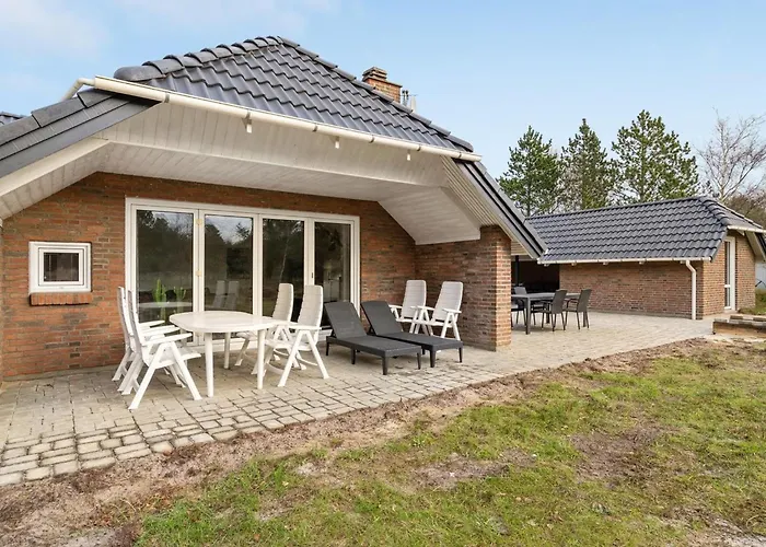 Lumi - 800m From The Sea By Interhome Vakantiehuis