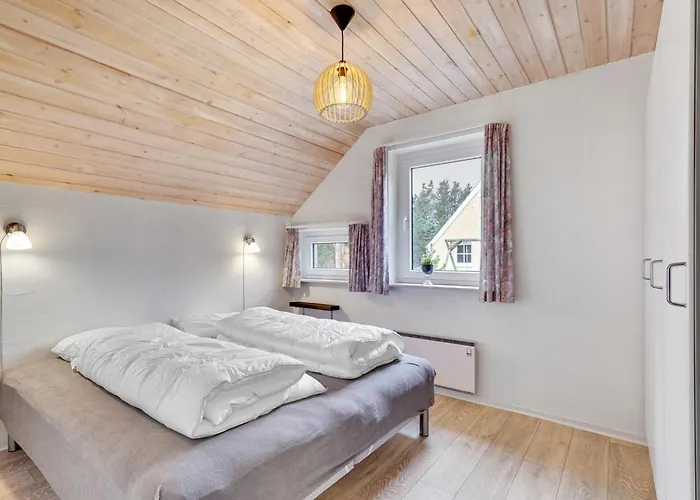 Vakantiehuis Lumi - 800m From The Sea By Interhome *