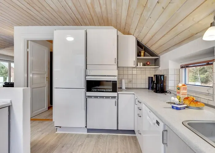 Lumi - 800m From The Sea By Interhome Blåvand