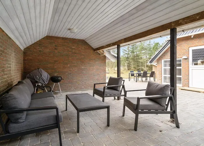 Lumi - 800m From The Sea By Interhome Blåvand